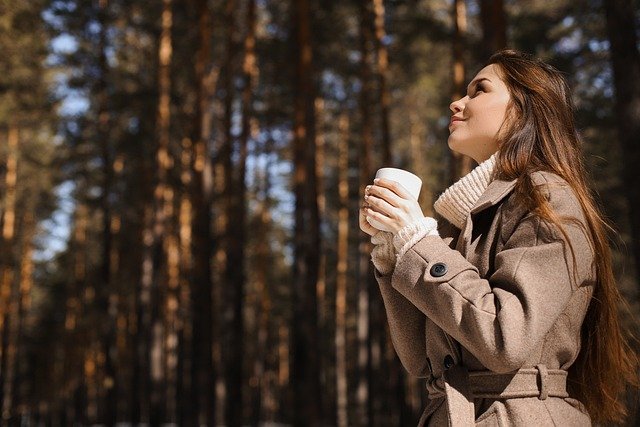 Les manteaux à adopter cet hiver pour être tendance en 2025