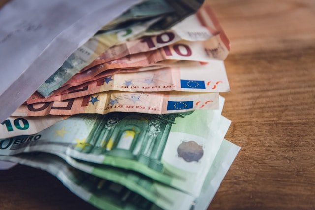 Gérer les imprévus financiers dans l’immobilier : stratégies essentielles pour 2025