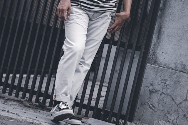 Tout savoir sur le pantalon Serge Blanco : style et confort au quotidien