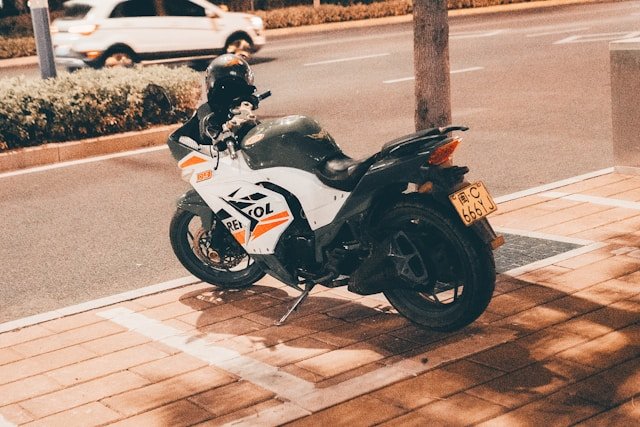 Comprendre la décote d’une moto : aspects et conseils pratiques