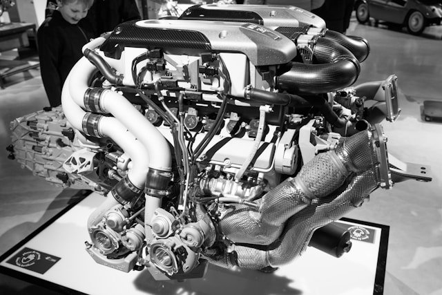 Pourquoi le moteur à combustion reste populaire