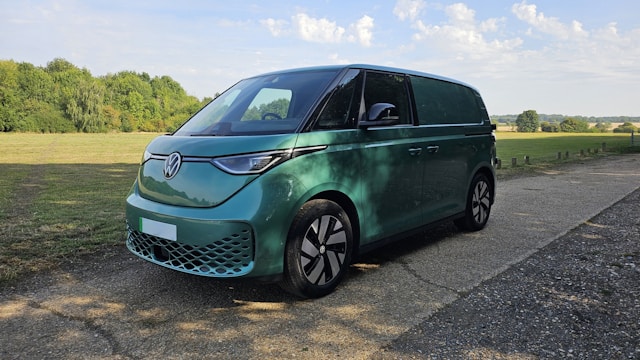 Véhicules d’entreprise électriques : coûts, gestion de flotte et ROI